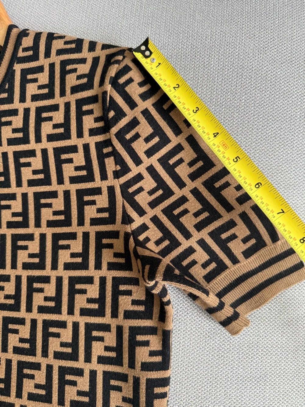 FENDI Sweater Fabric FF Motif Sweater Short Sleeve Size 44 - Picture 8 of 14